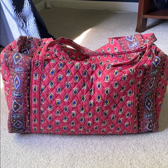 Patterned Weekend Tote - Picture 4 of 12